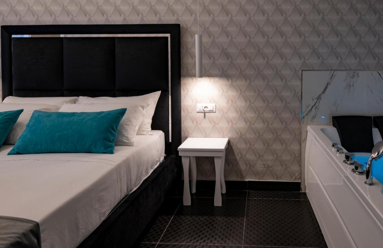 Luna Luxury