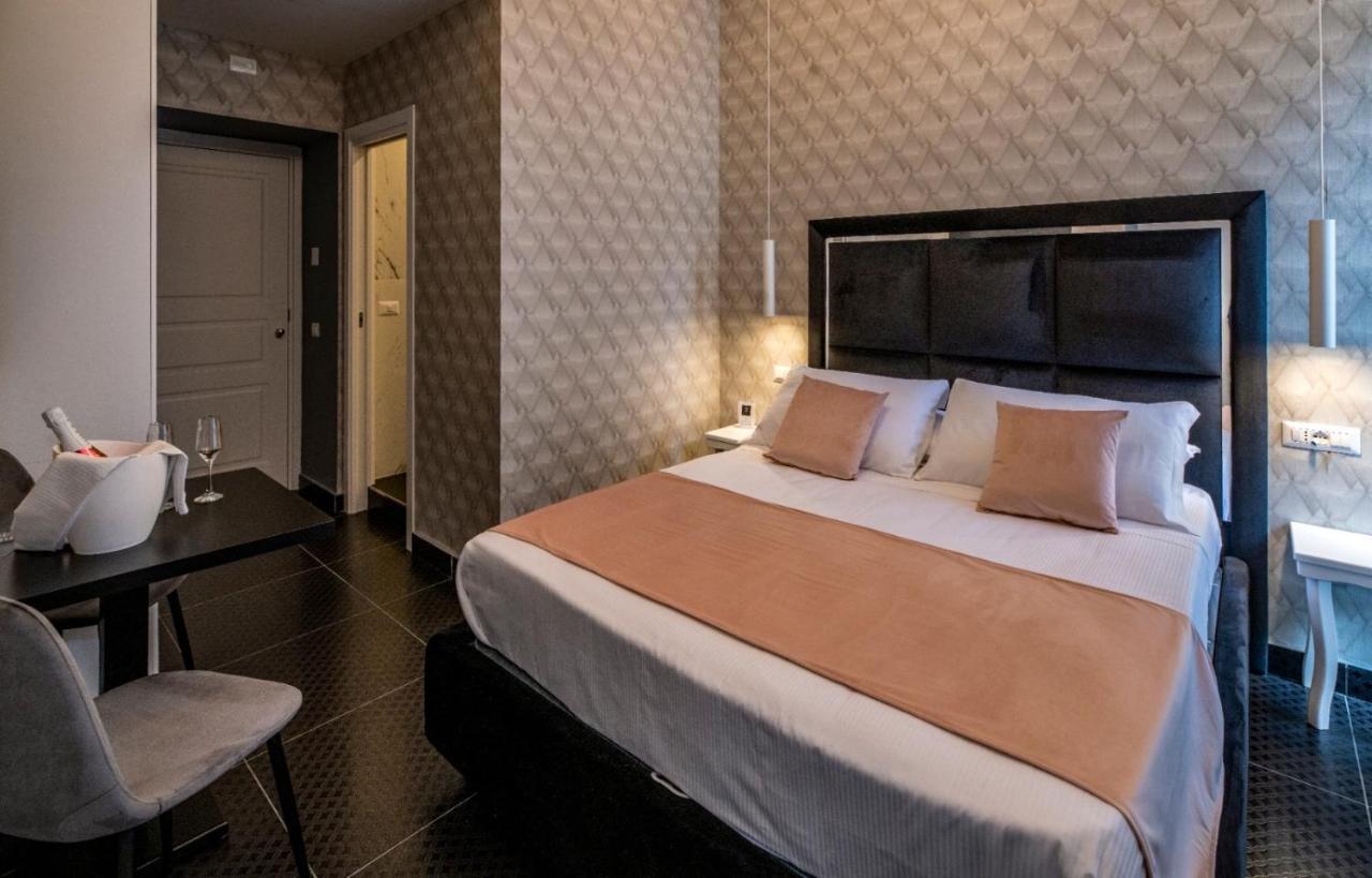 Bed & Breakfast Luna Luxury Naples